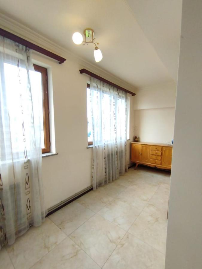 エレバンLarge Apt Near Republic Squareアパートメント エクステリア 写真